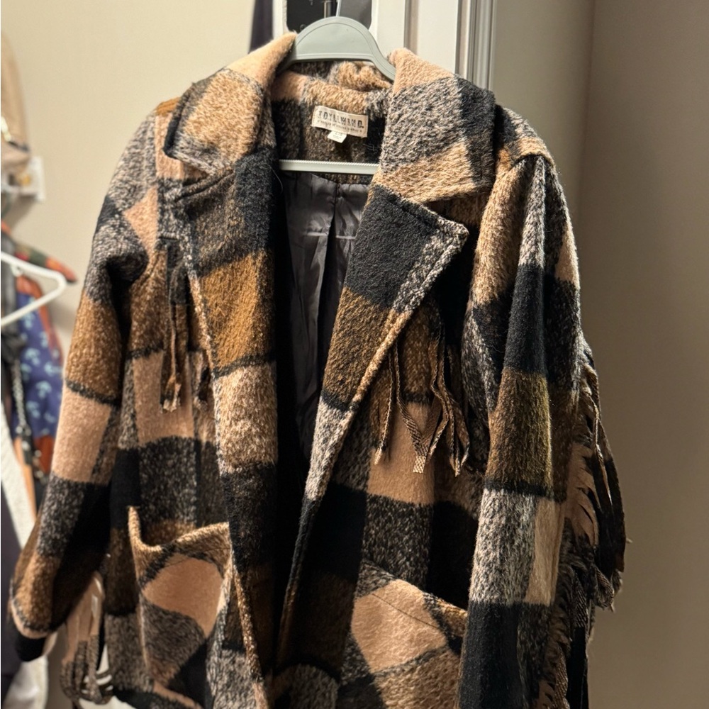 Idyllwind Black and Brown Bomber Jacket Plush Cozy Design